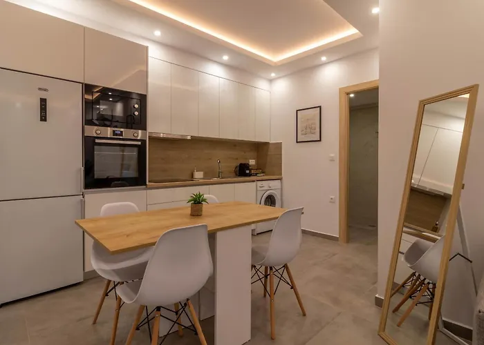 Onda Blu * Petaloudes