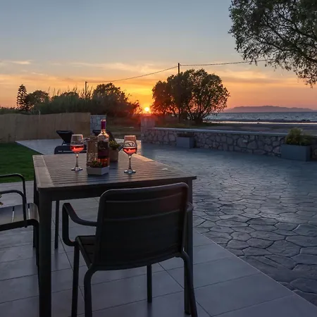 Onda Blu アパート Petaloudes